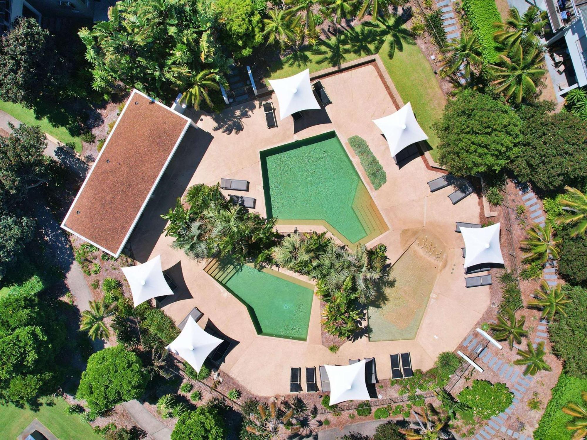 Pullman Magenta Shores Resort Entrance Zewnętrze zdjęcie Aerial view of the resort